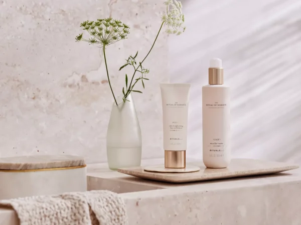 Sminke | Ansiktsrens^Rituals Micellar Water