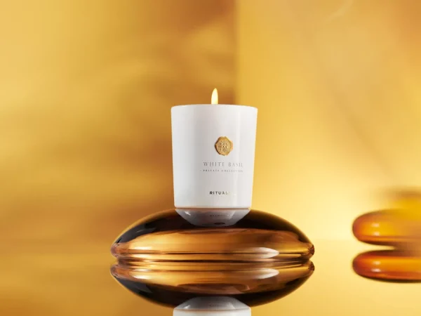 Eksklusive Duftlys^Rituals White Basil Scented Candle